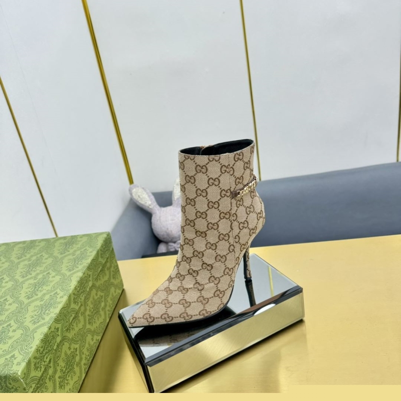 G*u*i boots